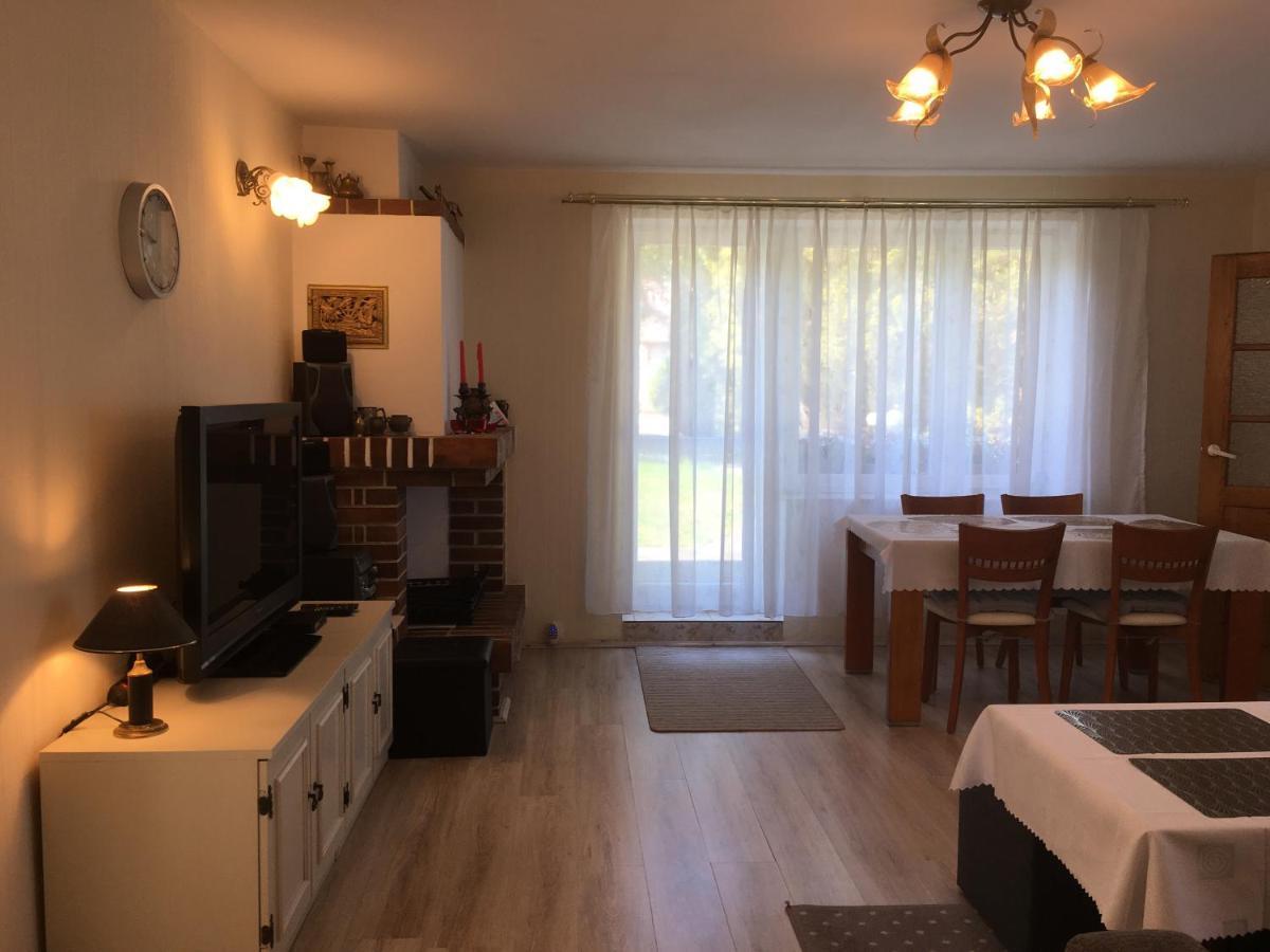 Domek Letni Na Wakacje W Rumi Rumia Kültér fotó