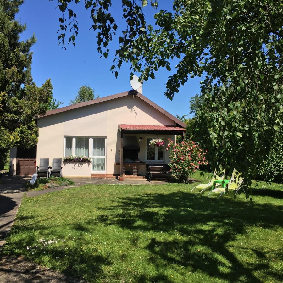 Domek Letni Na Wakacje W Rumi Rumia Kültér fotó